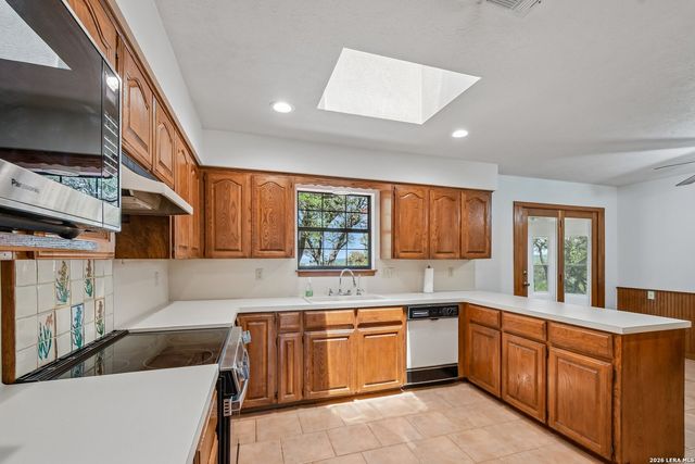 302 MESA DR, Wimberley, TX 78676