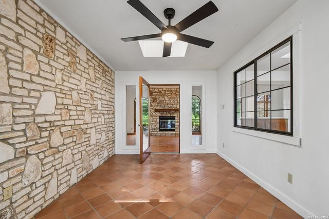 302 MESA DR, Wimberley, TX 78676
