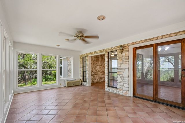 302 MESA DR, Wimberley, TX 78676