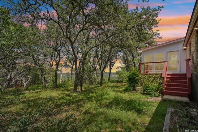 302 MESA DR, Wimberley, TX 78676
