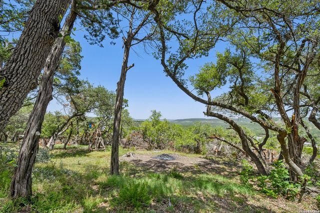 302 MESA DR, Wimberley, TX 78676