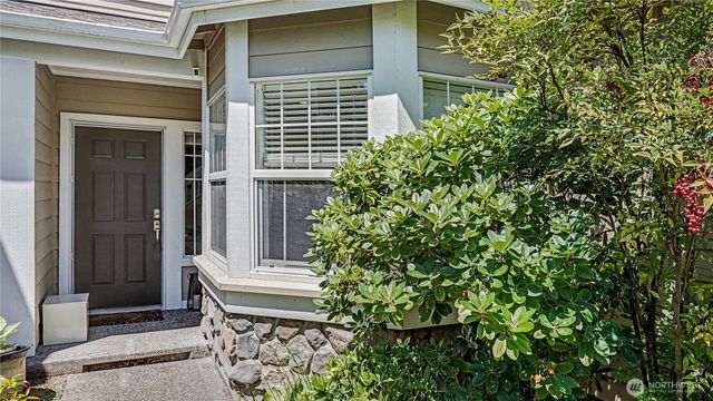 511 Elma Place NE, Renton, WA 98059