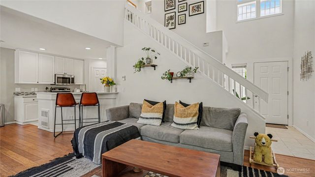 511 Elma Place NE, Renton, WA 98059