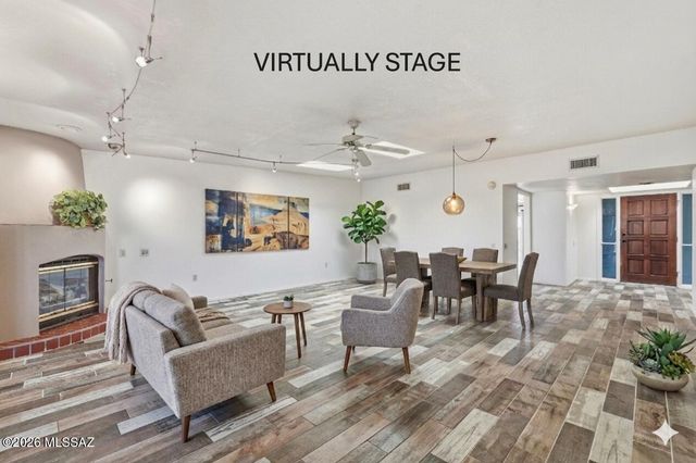 1160 W Camino Del Pato, Green Valley, AZ 85622