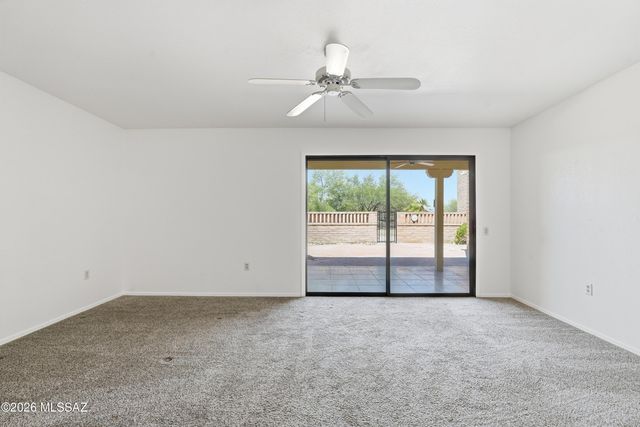 1160 W Camino Del Pato, Green Valley, AZ 85622