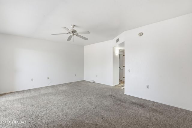 1160 W Camino Del Pato, Green Valley, AZ 85622