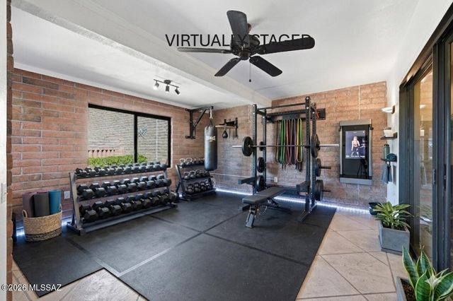 1160 W Camino Del Pato, Green Valley, AZ 85622