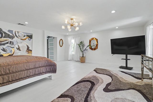 2708 Hinton Cir, Elk Grove, CA 95758
