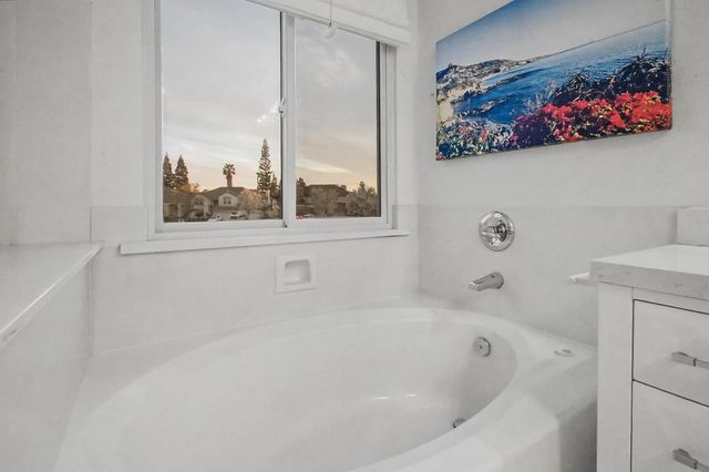 2708 Hinton Cir, Elk Grove, CA 95758