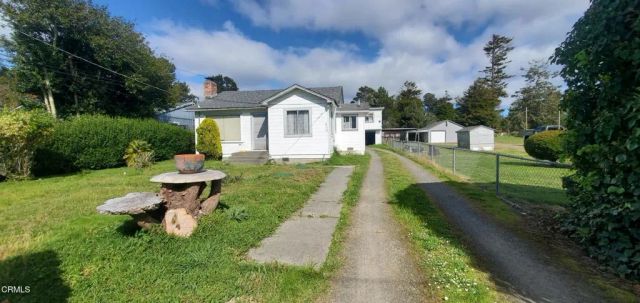 19121 Olsen Lane, Fort Bragg, CA 95437