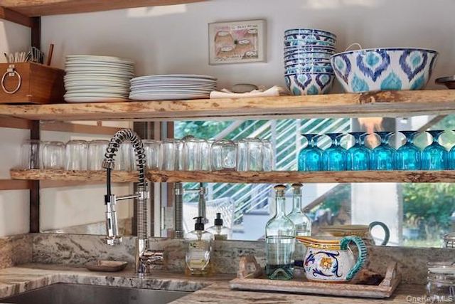 34 Old Neck Road S, Center Moriches, NY 11934