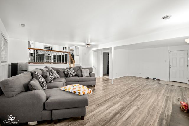 4329 Applewood Lane, Matteson, IL 60443