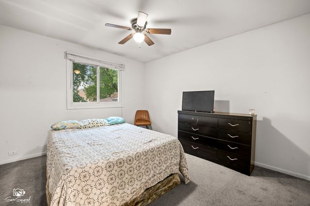 4329 Applewood Lane, Matteson, IL 60443