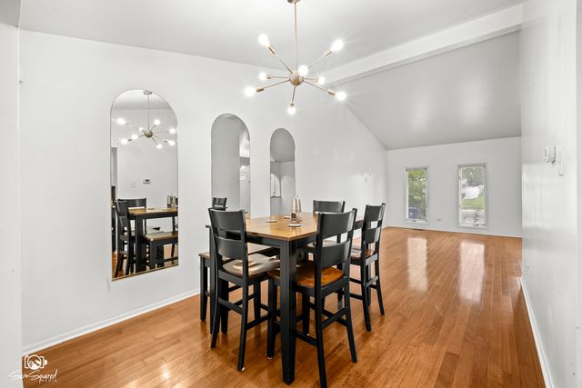 4329 Applewood Lane, Matteson, IL 60443