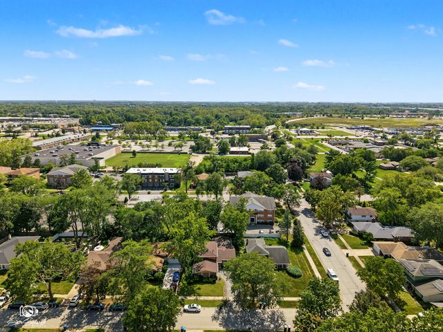4329 Applewood Lane, Matteson, IL 60443