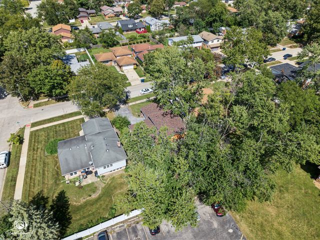 4329 Applewood Lane, Matteson, IL 60443
