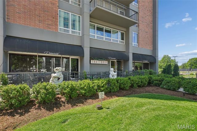 200 S Brentwood Boulevard 7F, Clayton, MO 63105