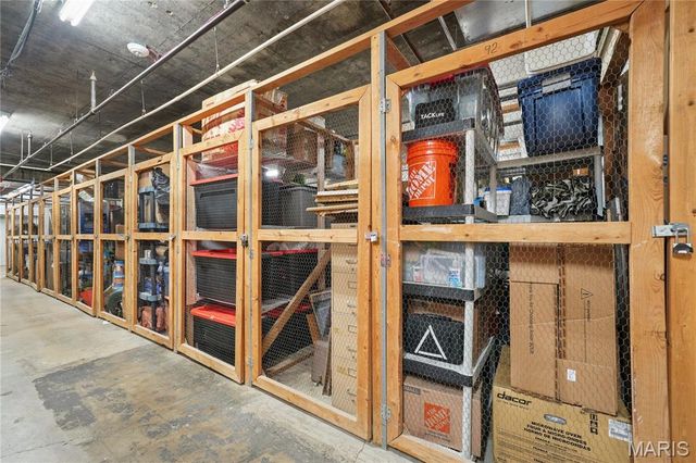 200 S Brentwood Boulevard 7F, Clayton, MO 63105