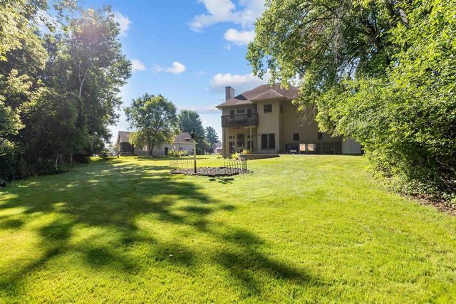 1570 MCINTOSH COURT, Oshkosh, WI 54904