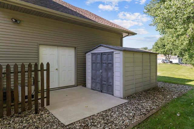 1570 MCINTOSH COURT, Oshkosh, WI 54904