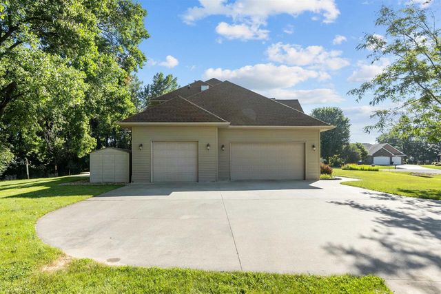 1570 MCINTOSH COURT, Oshkosh, WI 54904
