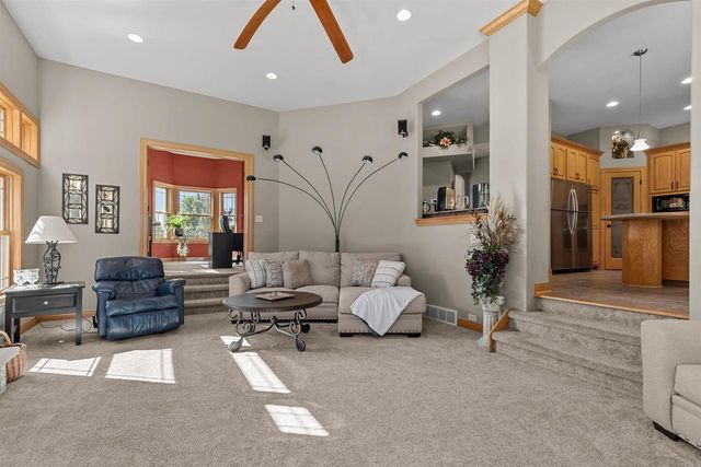 1570 MCINTOSH COURT, Oshkosh, WI 54904