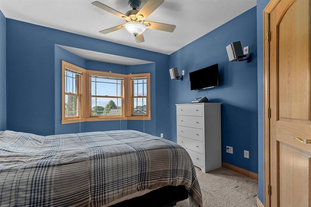 1570 MCINTOSH COURT, Oshkosh, WI 54904
