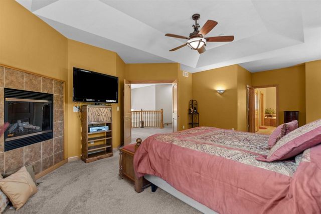 1570 MCINTOSH COURT, Oshkosh, WI 54904