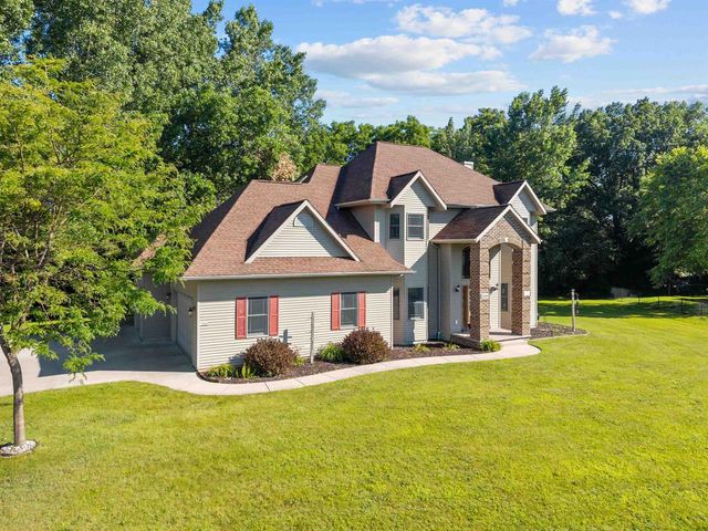 1570 MCINTOSH COURT, Oshkosh, WI 54904