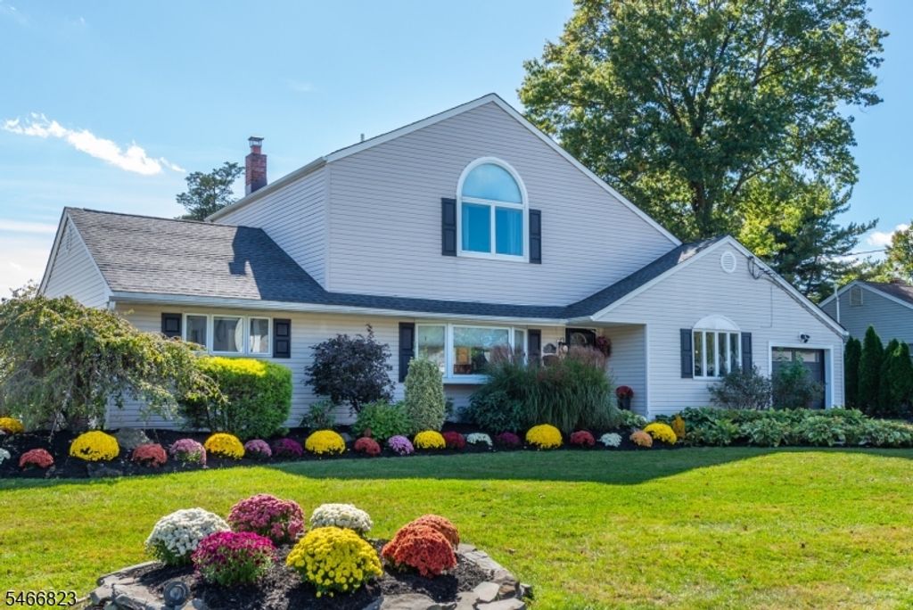 22 Woodland Pl, Pequannock Twp., NJ 07444 — exterior