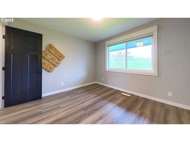 1160 VALLEY VIEW Rd, Sutherlin, OR 97479