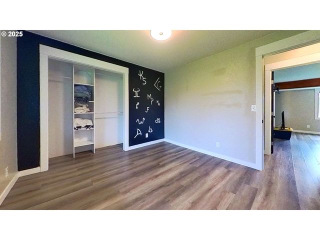 1160 VALLEY VIEW Rd, Sutherlin, OR 97479