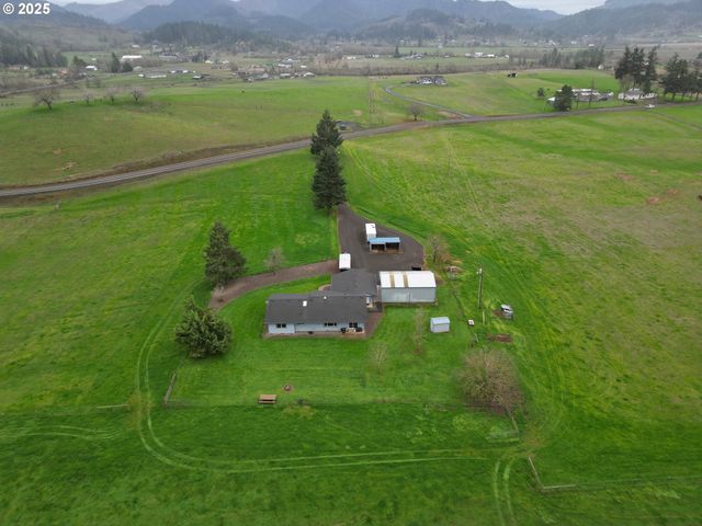 1160 VALLEY VIEW Rd, Sutherlin, OR 97479
