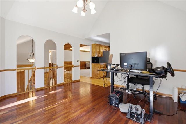 825 TIMBERCREST Drive, Council Bluffs, IA 51503
