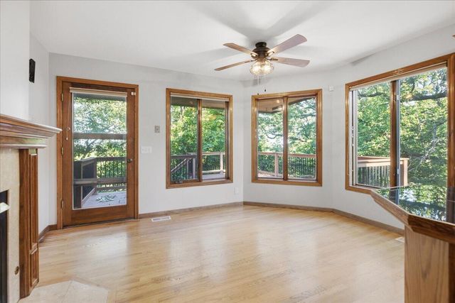 825 TIMBERCREST Drive, Council Bluffs, IA 51503