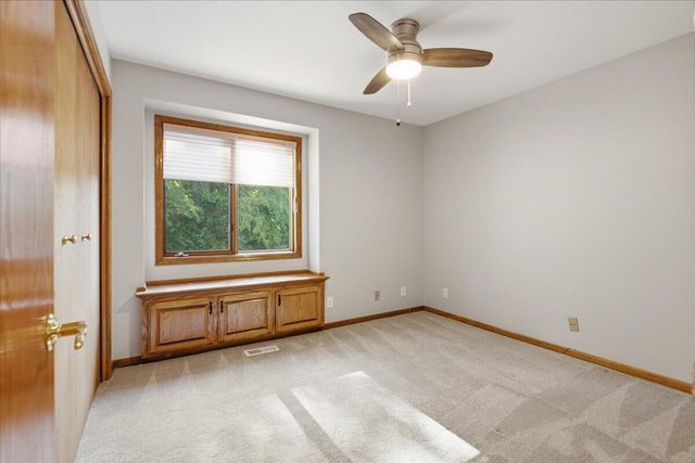 825 TIMBERCREST Drive, Council Bluffs, IA 51503