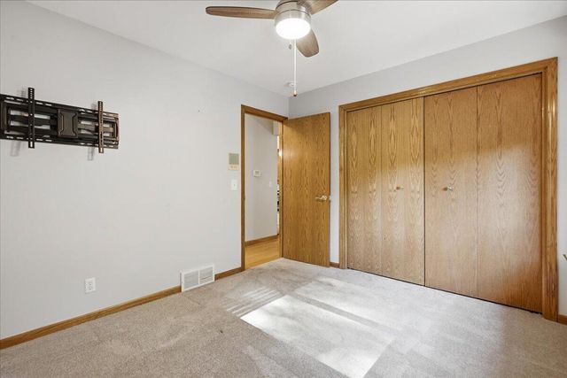 825 TIMBERCREST Drive, Council Bluffs, IA 51503