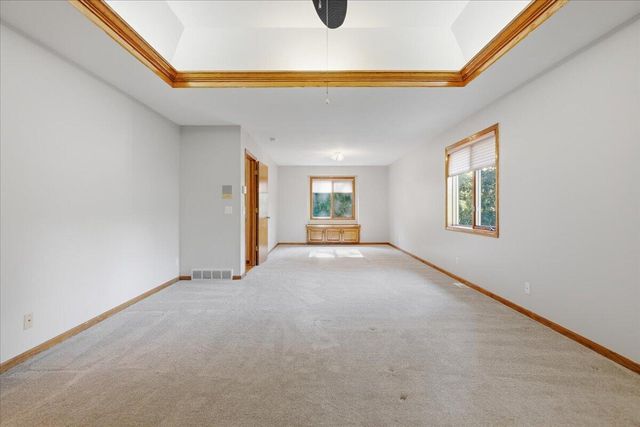 825 TIMBERCREST Drive, Council Bluffs, IA 51503