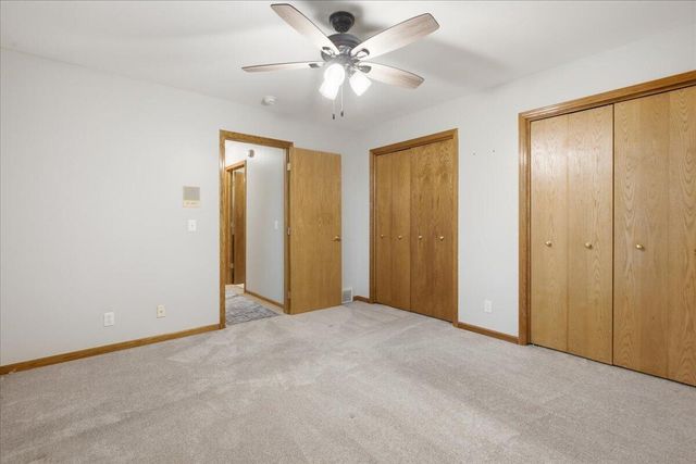 825 TIMBERCREST Drive, Council Bluffs, IA 51503