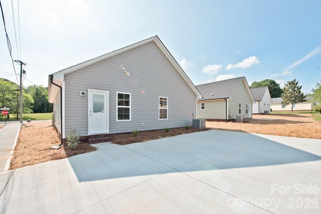 135 Beaver Street, Landis, NC 28088