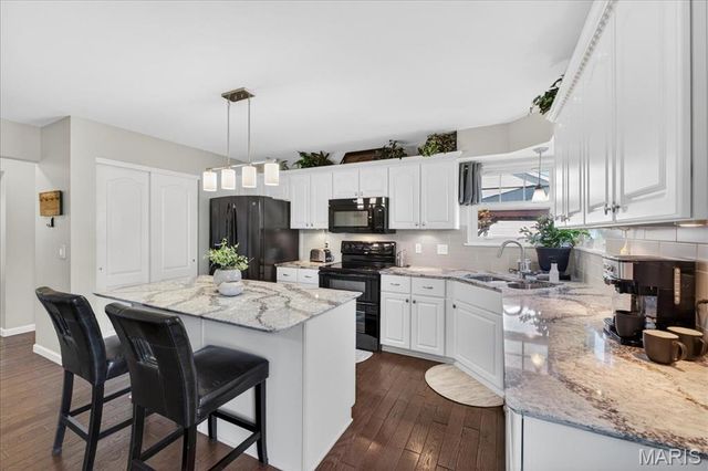 2418 Finch Lane, Dardenne Prairie, MO 63368