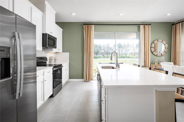 12571 AMBER CREEK CIRCLE, Lakewood Ranch, FL 34211