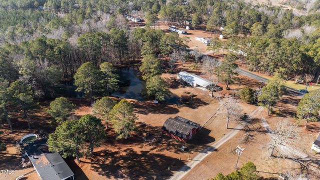 2630 Ponderosa Road, Cameron, NC 28326