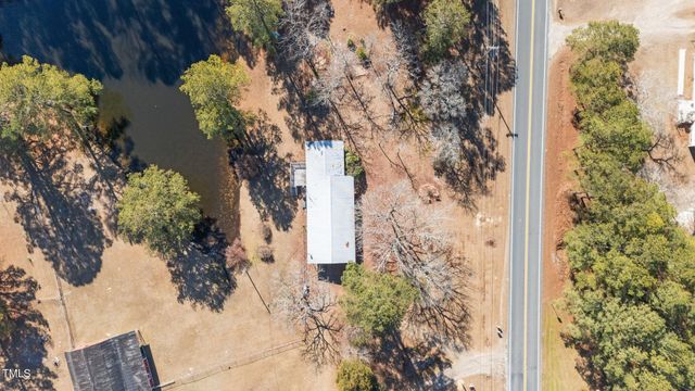 2630 Ponderosa Road, Cameron, NC 28326