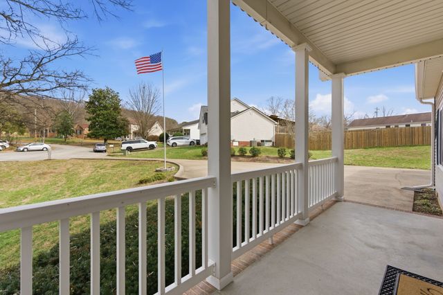109 Eiger Ct, Columbia, TN 38401