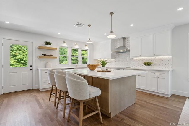 302 Washington Avenue, Pleasantville, NY 10570