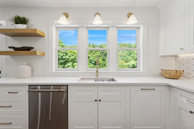 302 Washington Avenue, Pleasantville, NY 10570