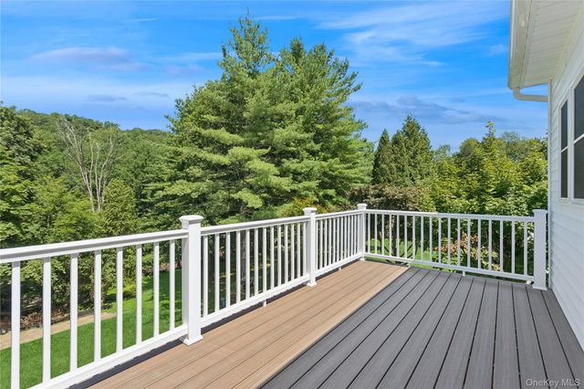 302 Washington Avenue, Pleasantville, NY 10570