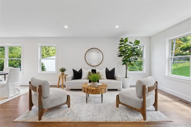 302 Washington Avenue, Pleasantville, NY 10570