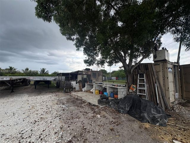 12495 SW 199 Avenue, Miami, FL 33196